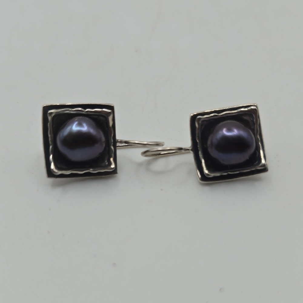 Silpada Sterling Silver Black Pearl Earrings - Picture 3 of 5